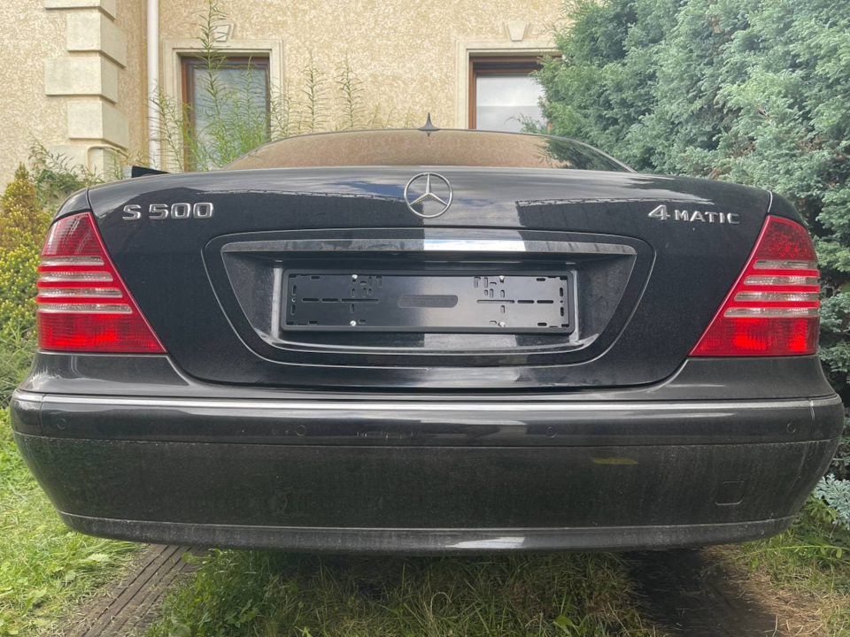 Багажник W220 №1 Рамка номера 2