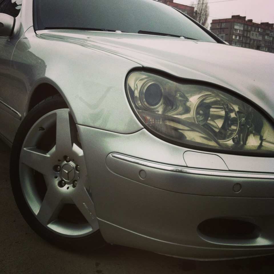 Продаю оригінальні диски R19AMG з гумою 2