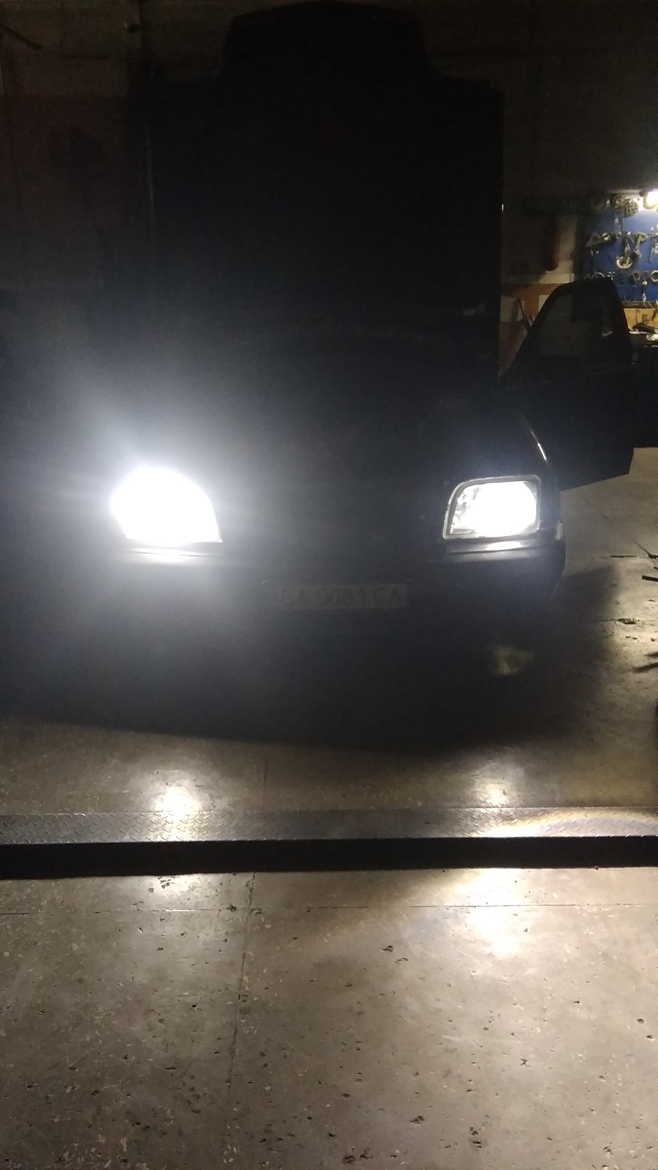 Лінзи у фари W140 2
