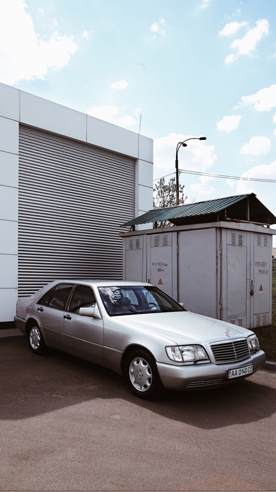 Салонний катарсис: старий Mercedes, дірки та автобізнесмени. 3