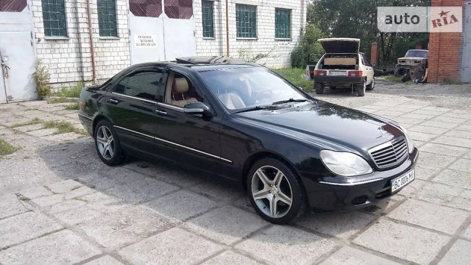 після покупки вигляд мого авто.диски поставив уже р18