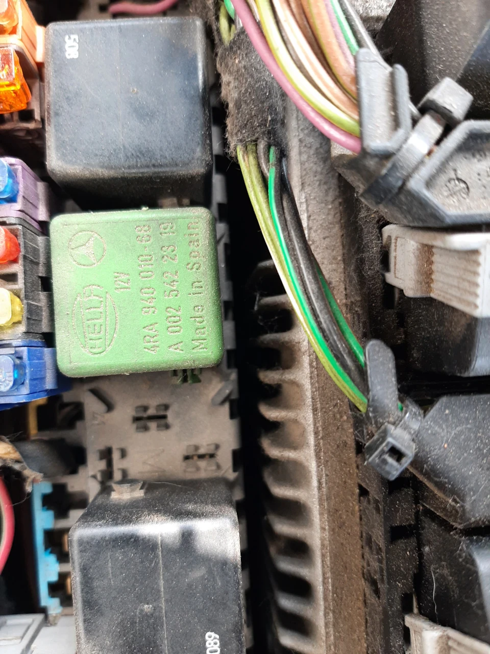 Не працює звуковий сигнал W220