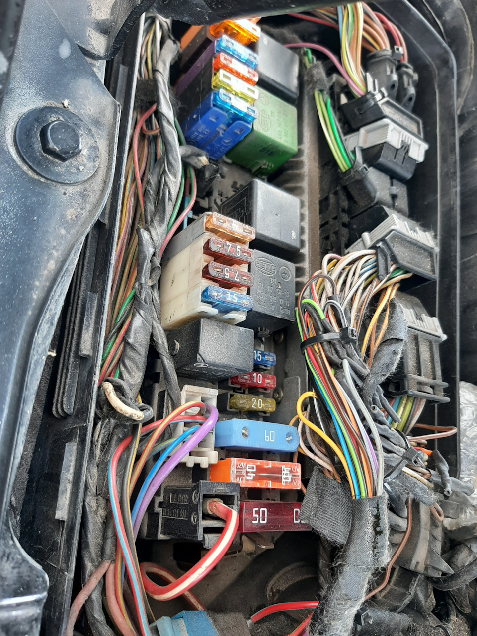 Не працює звуковий сигнал W220 2