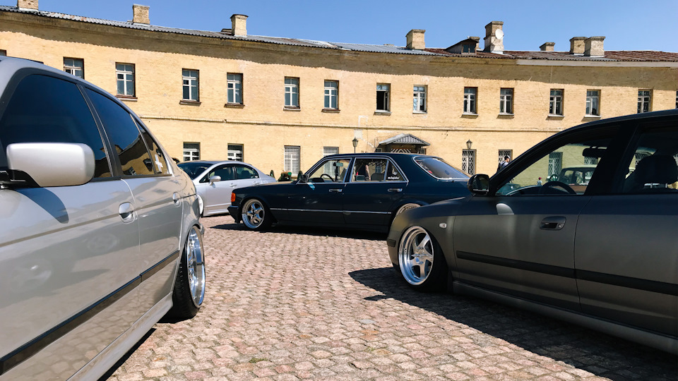 Огляд на мій Mercedes W126. Захоплення від мерса, ненависть від іржі 4