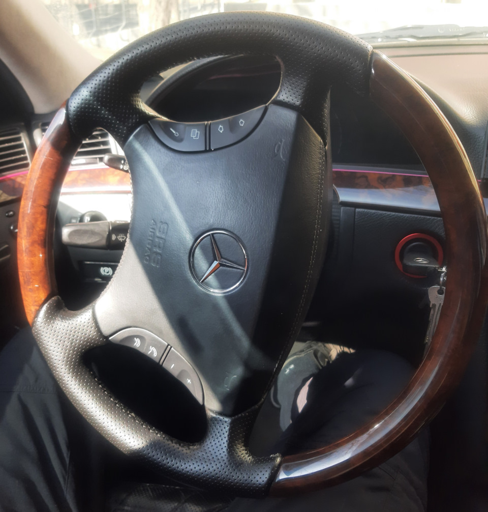 Перішив каучуком штурвал w220 3