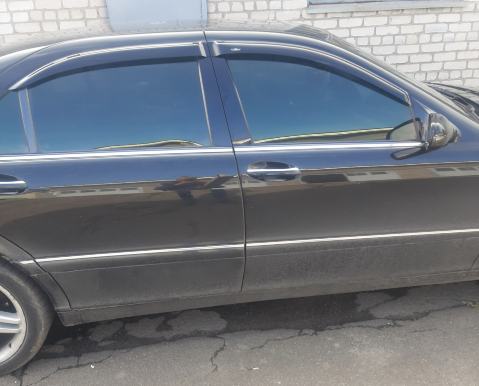 Ветровики МВ w220 long 1