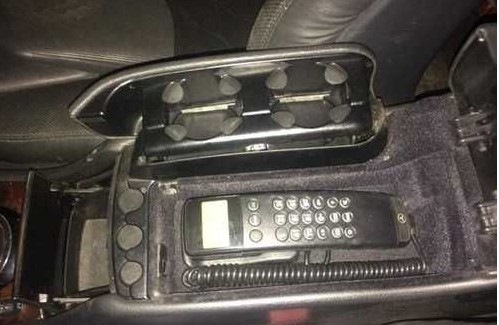 Штатний телефон на Mercedes W220 2