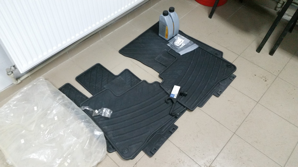 #11)Нові Original килими салону w221. 1