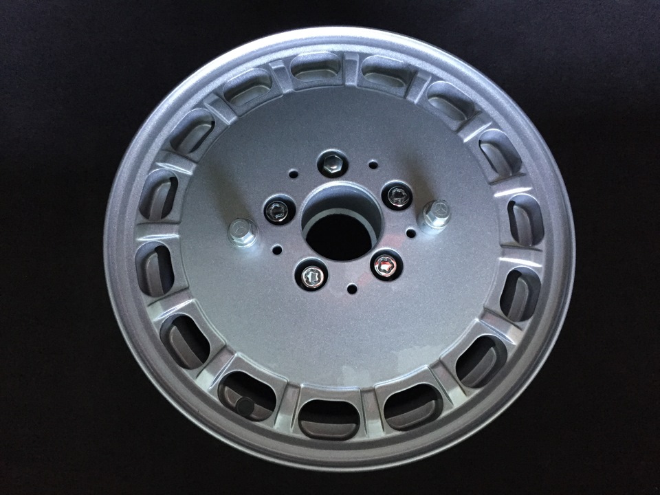 Болти для R15 ET25 5