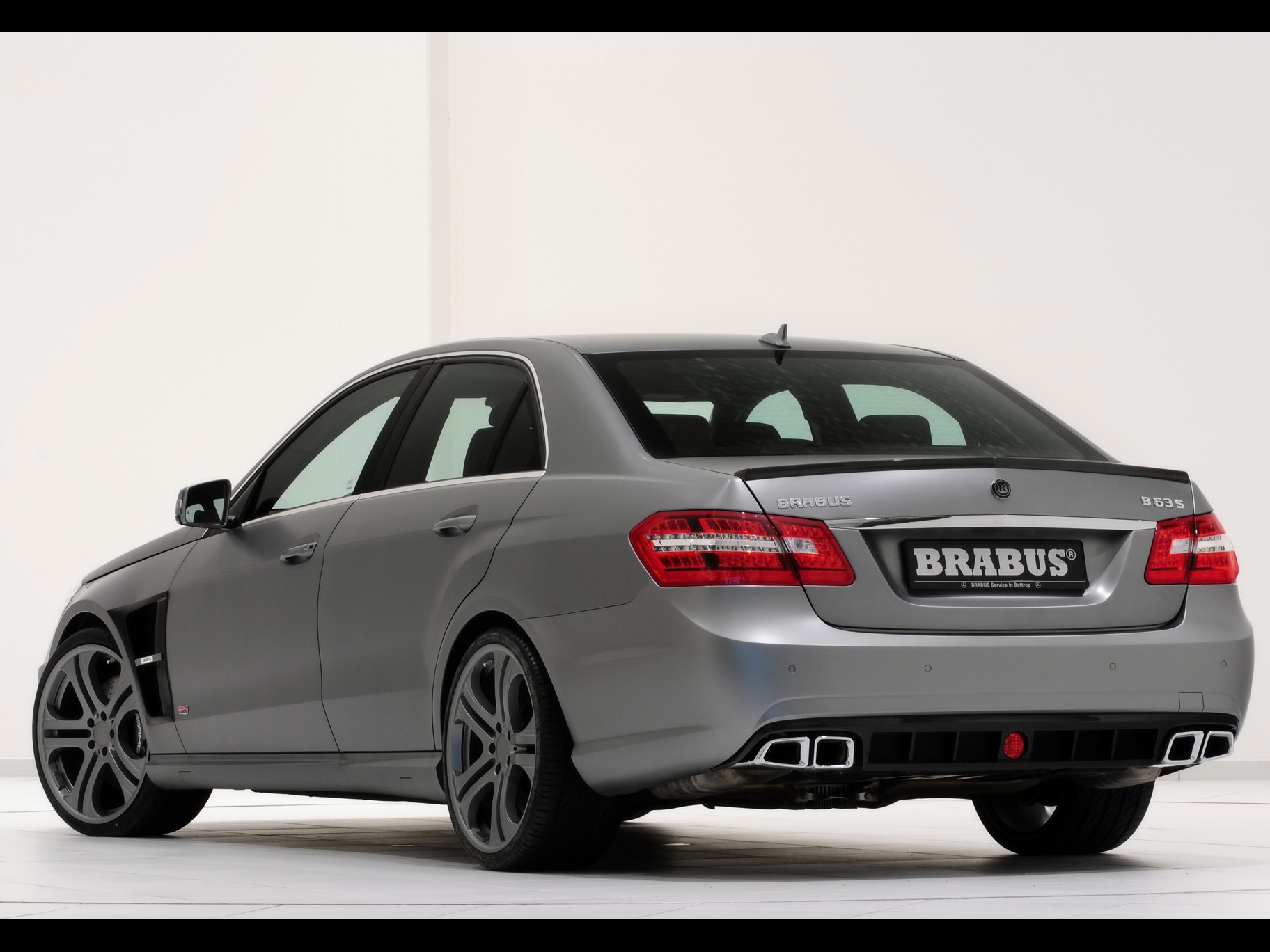 2010 Brabus Mercedes-Benz B63 S 4