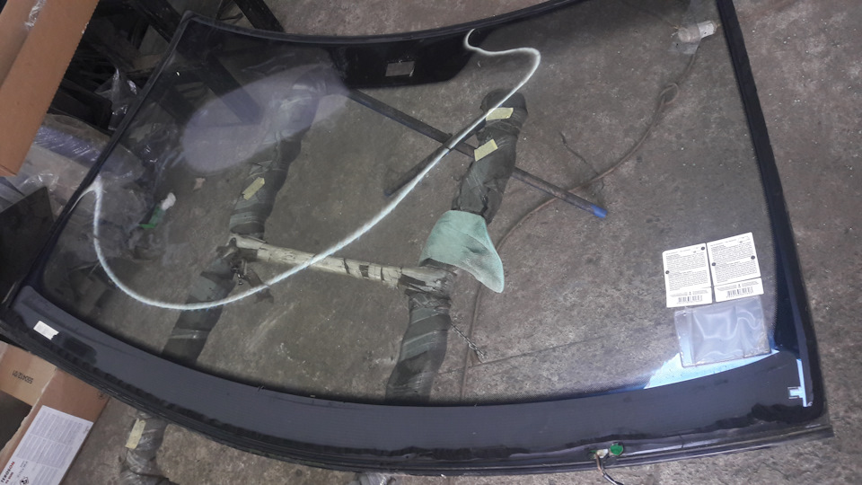 Заміна лобового скла! 3