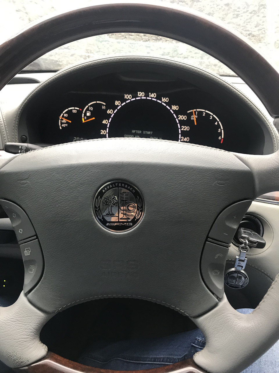 ////AMG Подушка SRS 1