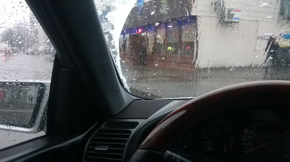Чому оглядовість водія кабана вища ніж на інших машинах? 1