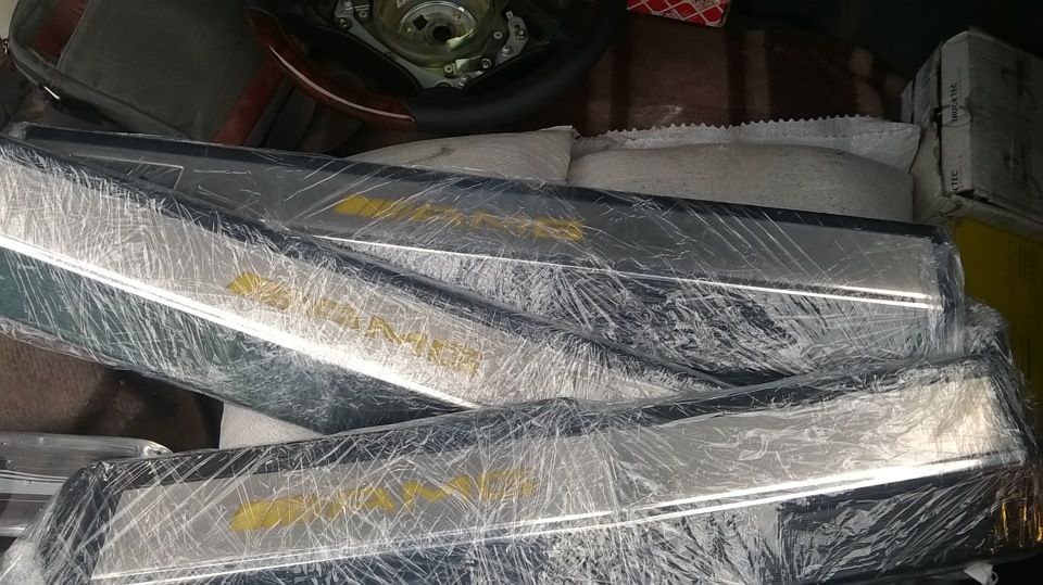 Пороги AMG з підсвічуванням у студію! 1