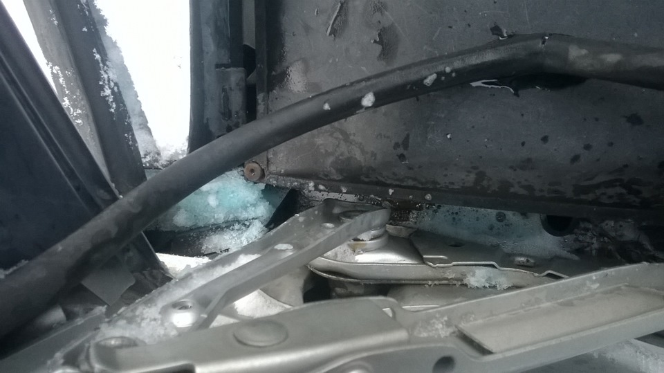 Різдво у Львові АБО Ремонт шланга омивача лобового скла w140 5
