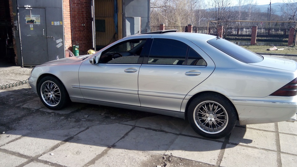 переставив замість р18 AMG диски з минулого НЕСТАНДАРТУ 1