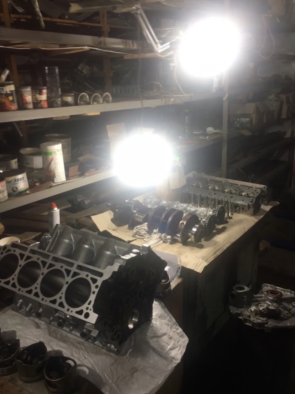 Для збирання двигуна все є.