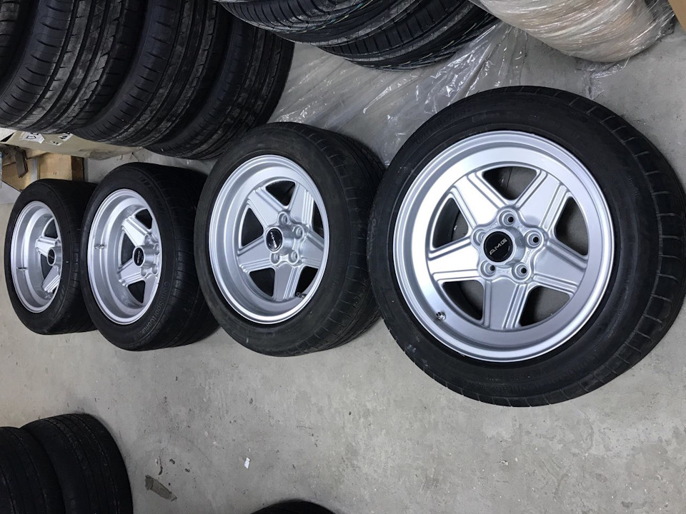 Диски AMG r16, з'єднання з шинами Continental 5