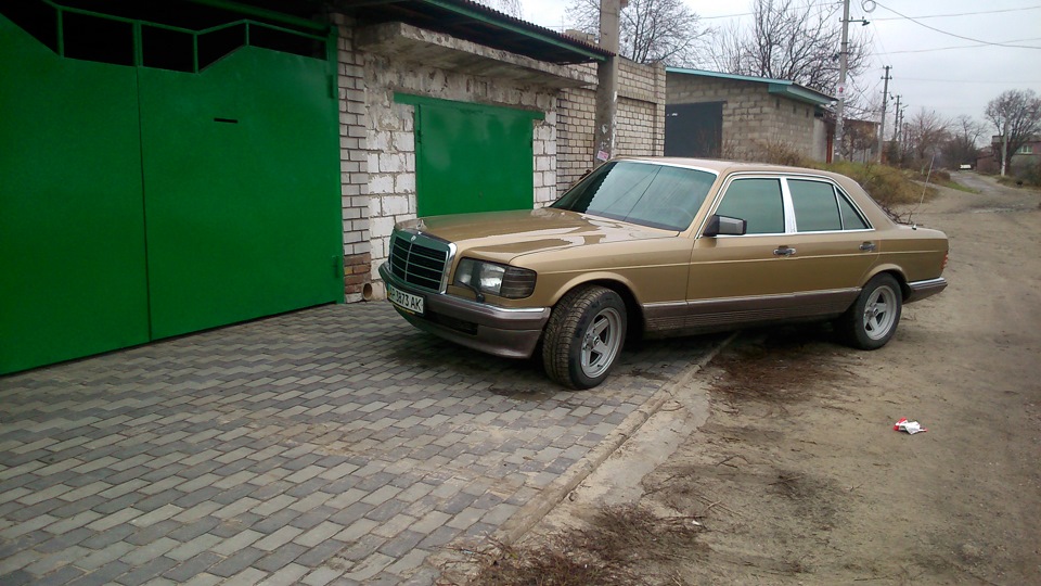 Дорестайлова губа АМЕГЕ на седані W 126SE мого виробництва 3
