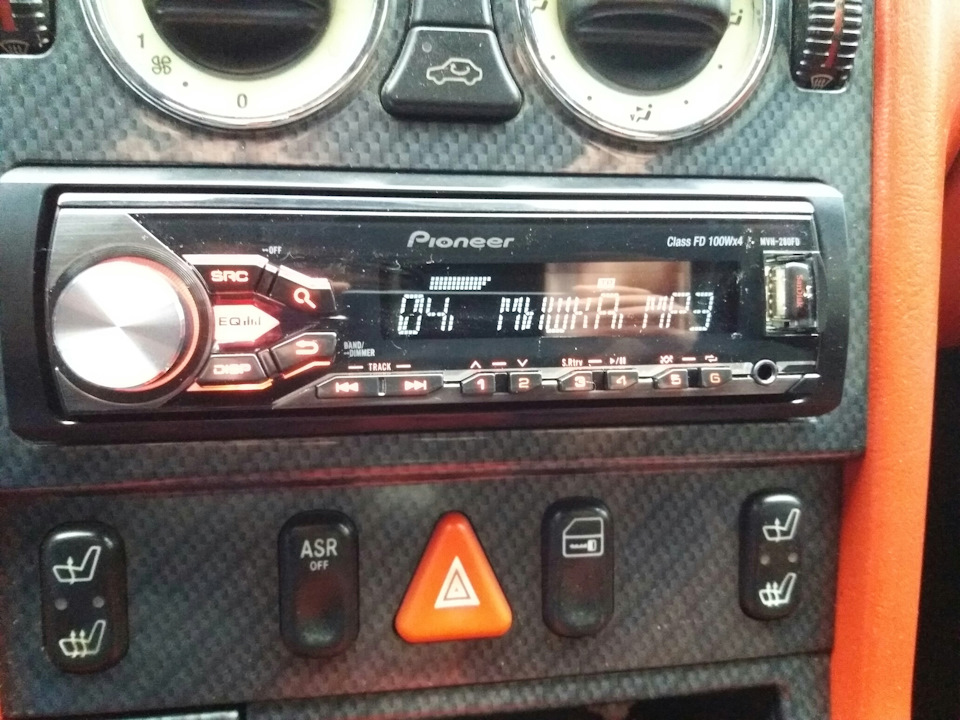 Pioneer MVH-280FD 2