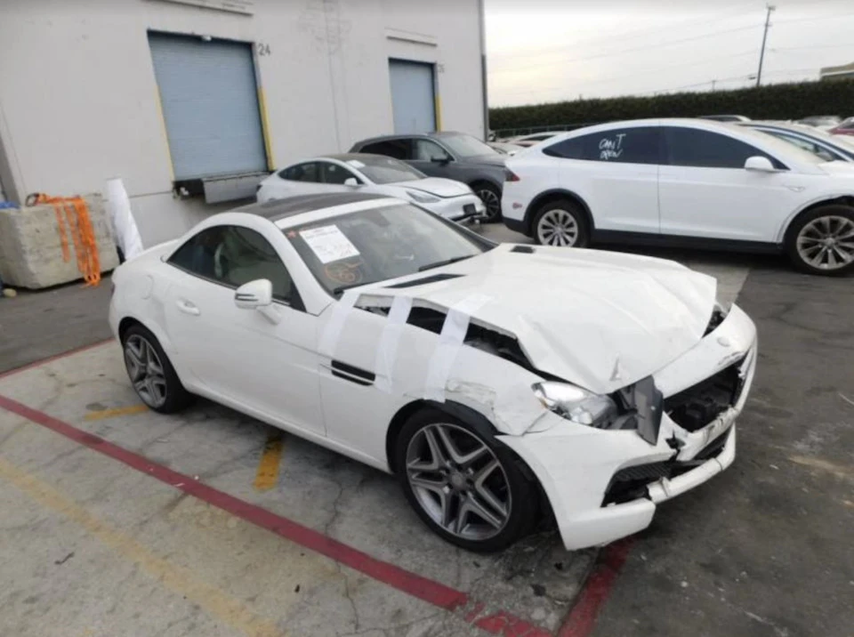 Кузовні запчастини для SLK по фотографії ... частина 1