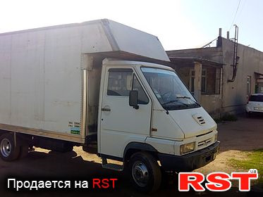 Що можете сказати з приводу такої машинки (Renault Messenger)? 1