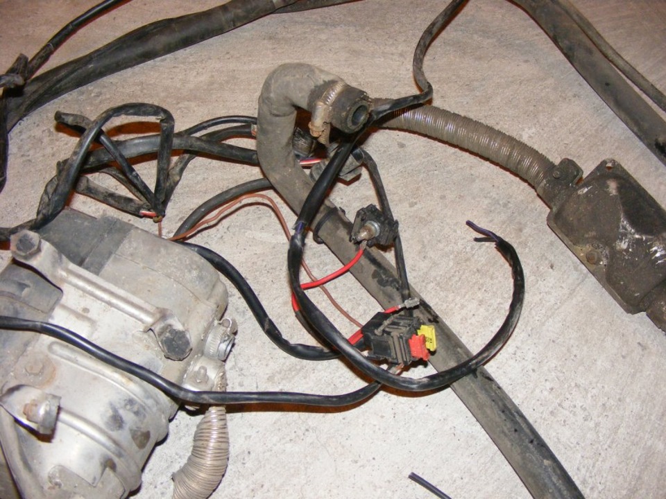 Випадково дістався Eberspacher Hydronic 2