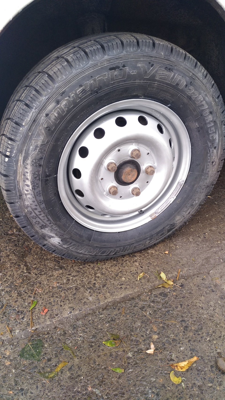 Заміна передніх колодок, нові передні колісні диски та гума 21.08.2018 1
