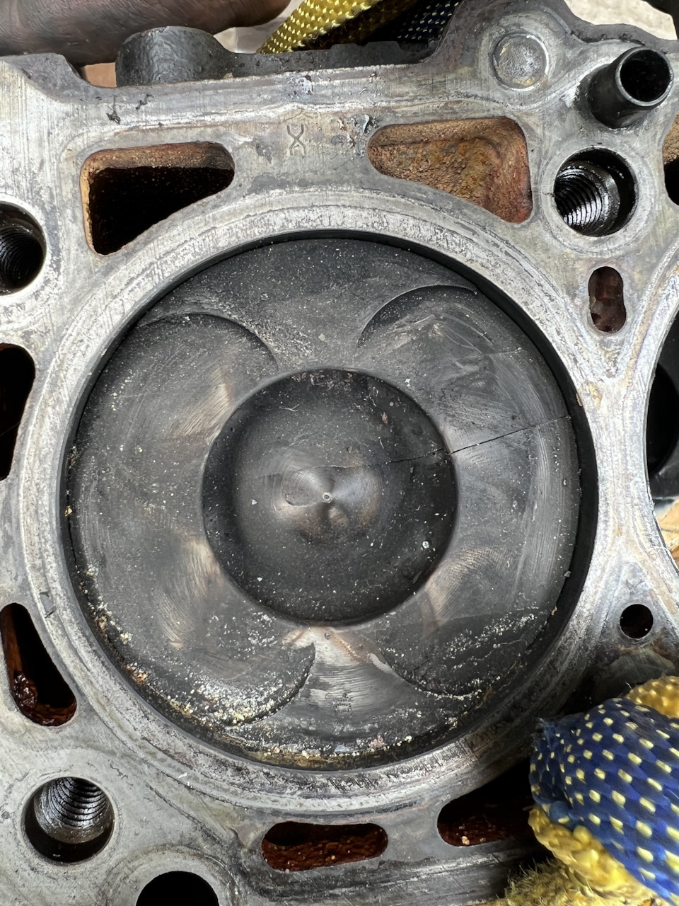 Лопнув 5 поршень 2.7 cdi 3