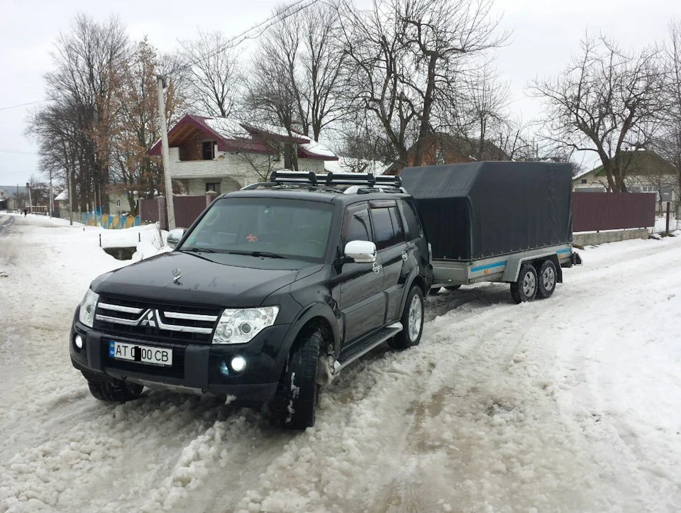 Приїхав з кухаря та фарбування.
