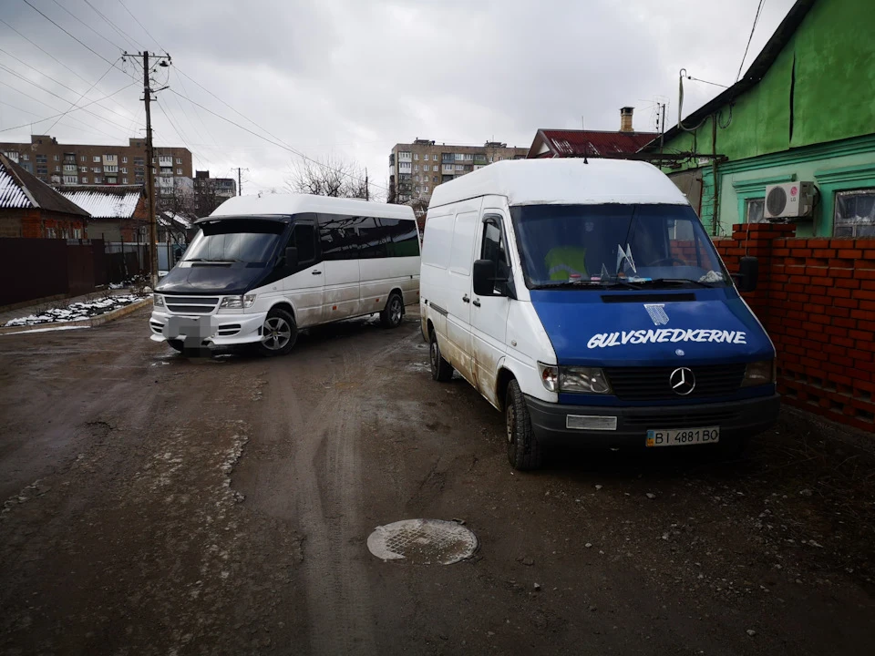 Ще один Sprinter на om606 моторі