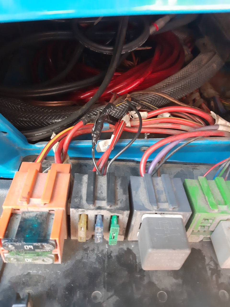 USB заряджання. 5