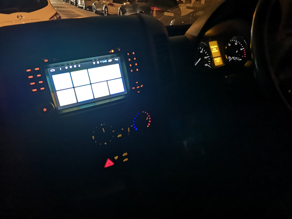 Встановив магнітолу на Андроїді та камеру заднього виду 5
