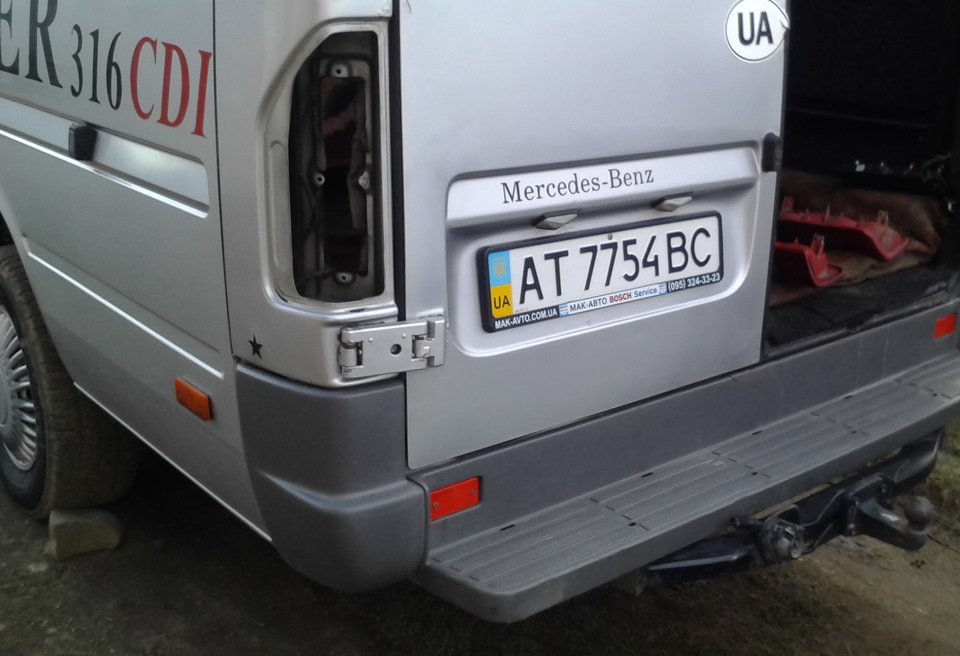 Освіжив ліхтарі 2