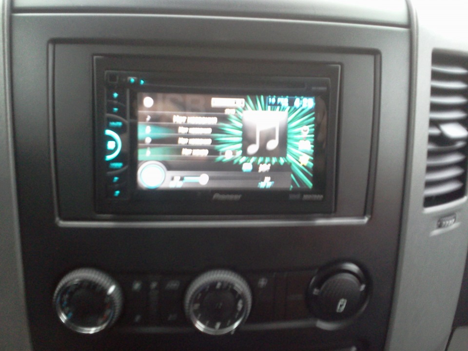 Pioneer AVH-X1500DVD 2
