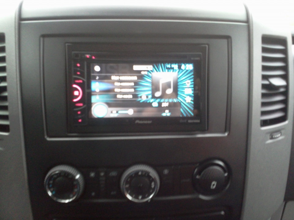 Pioneer AVH-X1500DVD 3