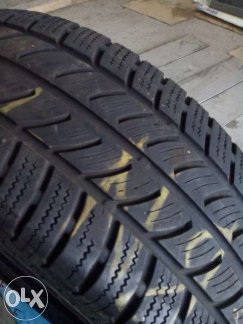 Продам чудові зимові шини Continental 235/65/16c 1