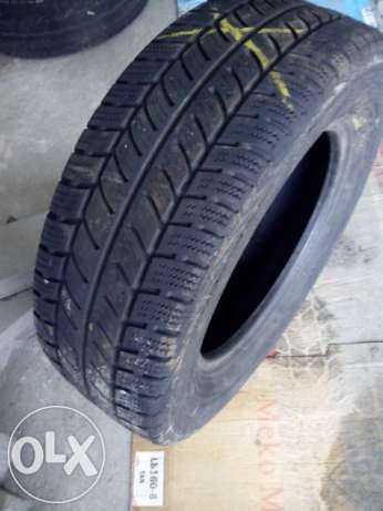 Продам чудові зимові шини Continental 235/65/16c 2
