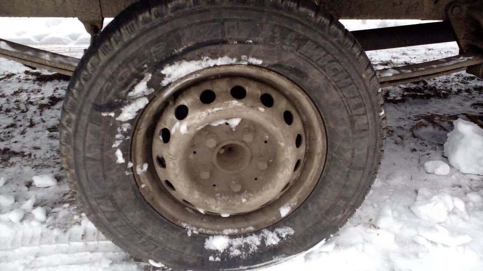 Michelin Agilis Alpin 225/70 R15C 112/110R Купиви 2 шт.на задок))) 3