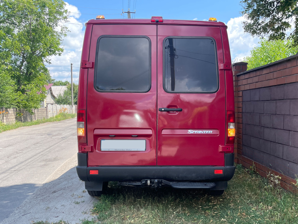 Повторювач стопу та покажчики поворотів на дах 2