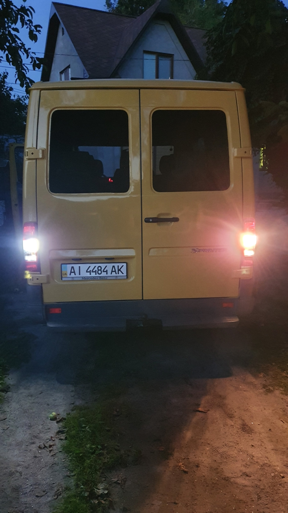 Діодні лампочки 3