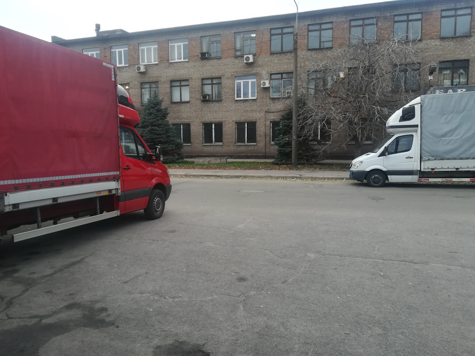 Зустріч ще з одним не стандартним Mercedes 4