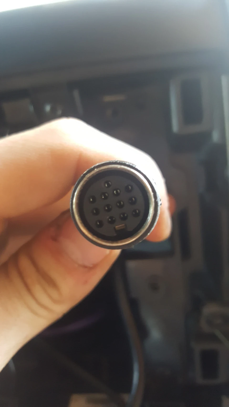 Хто знає?