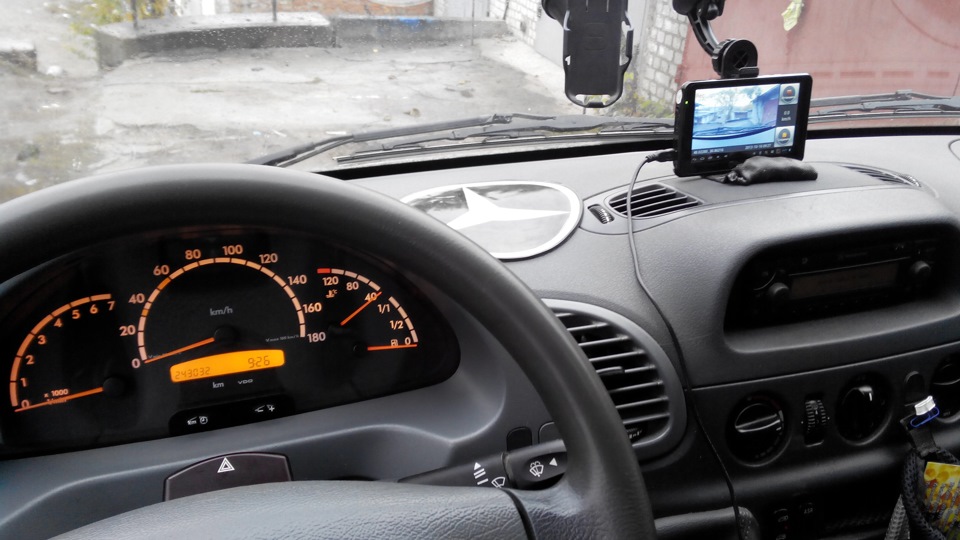 GPS навігатор Prestigio GeoVision 5850HDDVR 1