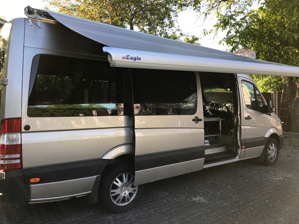 Встановлено маркізу Fiamma F65 Eagle 1