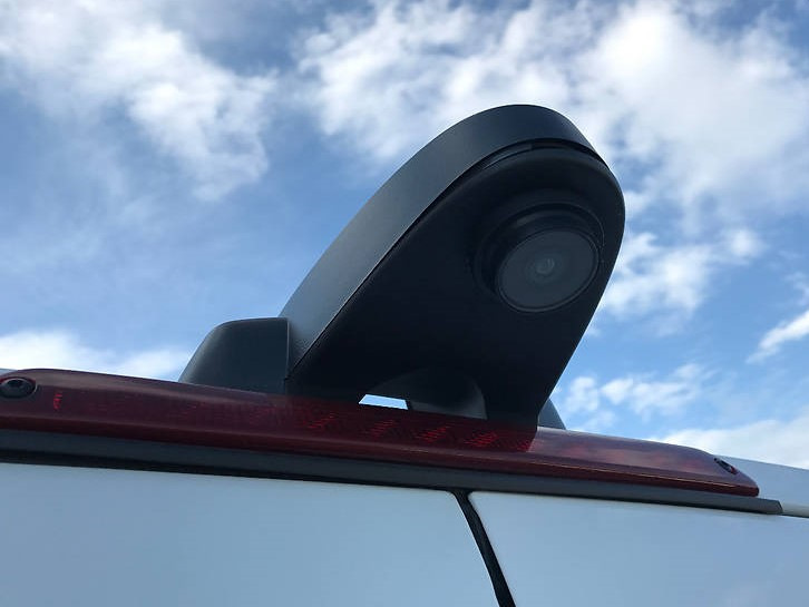 установка камери заднього виду для Mercedes Sprinter 3