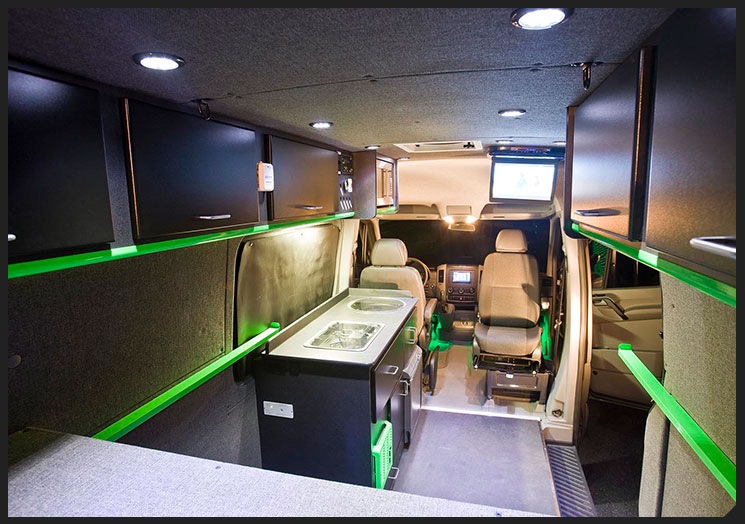 Цікавий сайт outsidevan.com 3