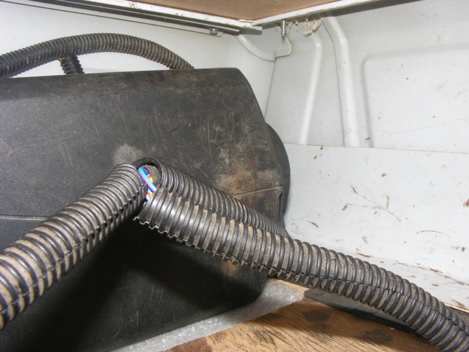 Установка Airtronic D4 в MB Sprinter 3