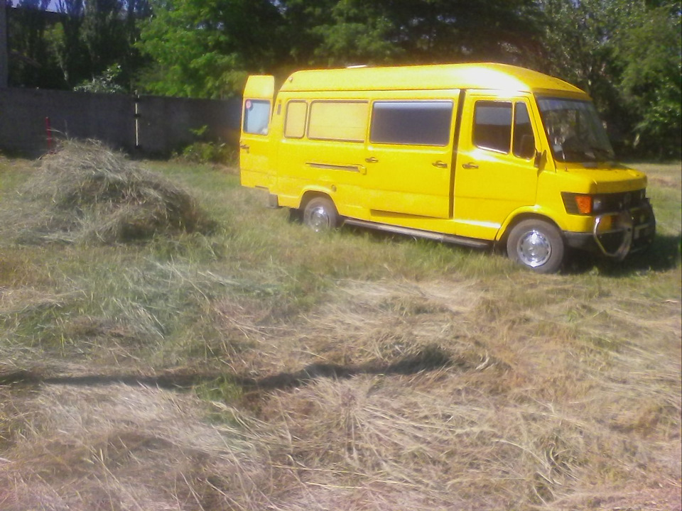 Без жовтого ніяк ... чого тільки не возить ... 1