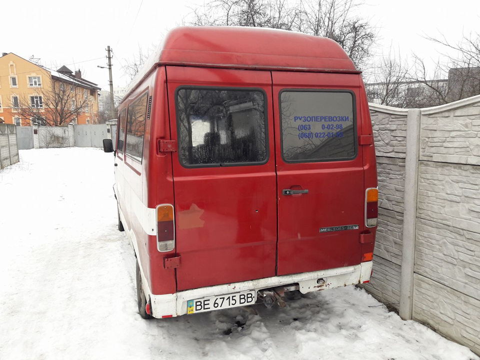Почистив, знімав наклейки, заводили та тягли на СТО 3
